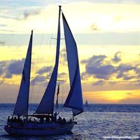 Magic-sailing-at-sunset-2